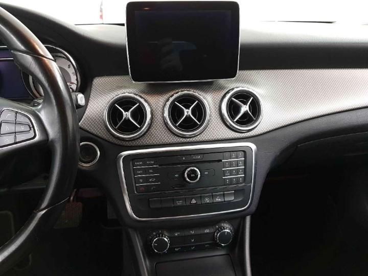 Photo 9 VIN: WDC1569081J209486 - MERCEDES-BENZ GLA 