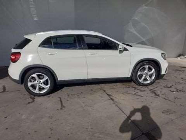 Photo 2 VIN: WDC1569081J425844 - MERCEDES-BENZ CLASE GLA 