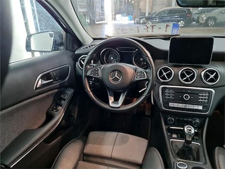 Photo 8 VIN: WDC1569081J456191 - MERCEDES-BENZ CLASSE GLA DIESEL (X156) - 2017 