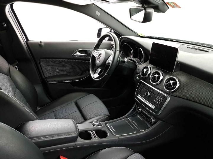 Photo 5 VIN: WDC1569081J483038 - MERCEDES-BENZ GLA 