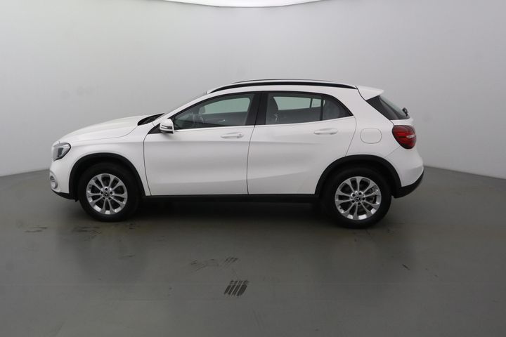 Photo 4 VIN: WDC1569081J570077 - MERCEDES-BENZ GLA 