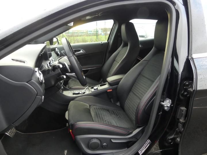 Photo 3 VIN: WDC1569081J570391 - MERCEDES-BENZ GLA 