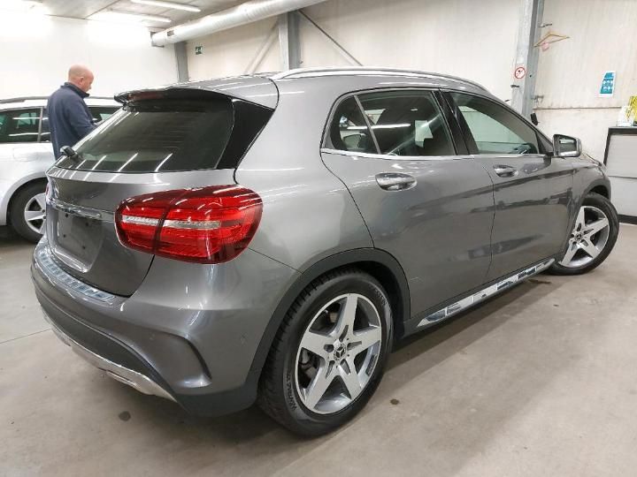 Photo 2 VIN: WDC1569081J574784 - MERCEDES-BENZ GLA 