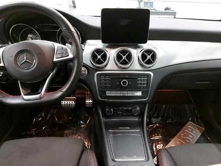 Photo 8 VIN: WDC1569081J574784 - MERCEDES-BENZ GLA 