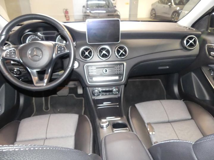 Photo 9 VIN: WDC1569081J575242 - MERCEDES-BENZ GLA 