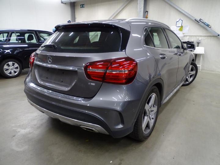 Photo 2 VIN: WDC1569081J576662 - MERCEDES-BENZ GLA 