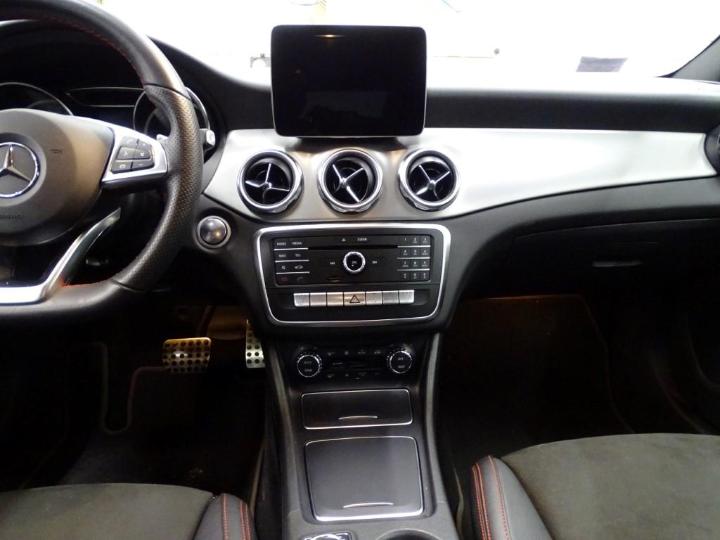 Photo 8 VIN: WDC1569081J576662 - MERCEDES-BENZ GLA 