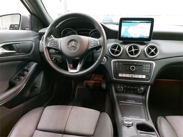 Photo 8 VIN: WDC1569081J635169 - MERCEDES-BENZ GLA 