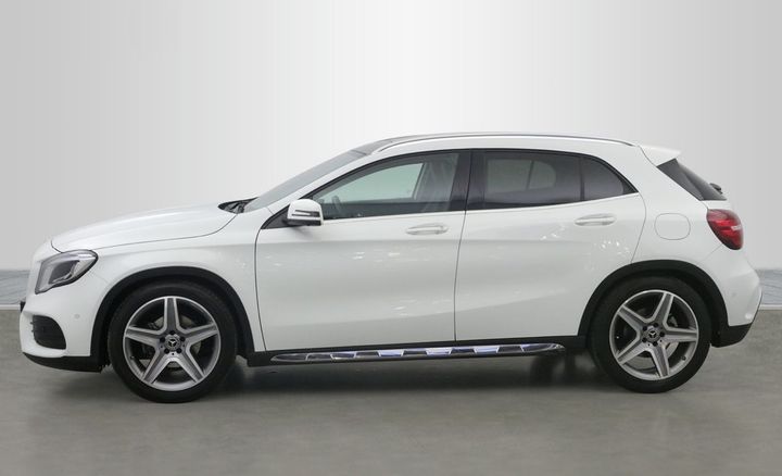 Photo 2 VIN: WDC1569081J644042 - MERCEDES-BENZ GLA 