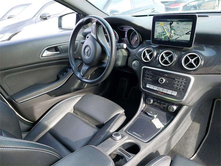 Photo 4 VIN: WDC1569081J649041 - MERCEDES-BENZ CLASSE GLA 