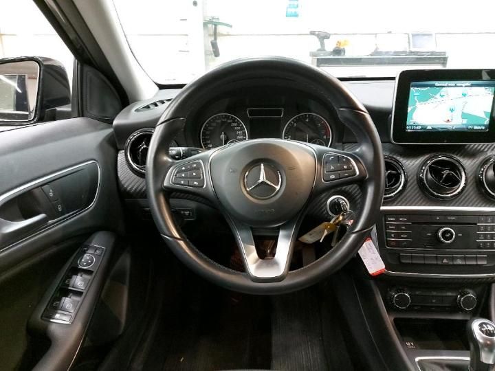 Photo 12 VIN: WDC1569121J234696 - MERCEDES-BENZ GLA 