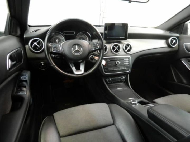 Photo 3 VIN: WDC1569121J257593 - MERCEDES-BENZ GLA 