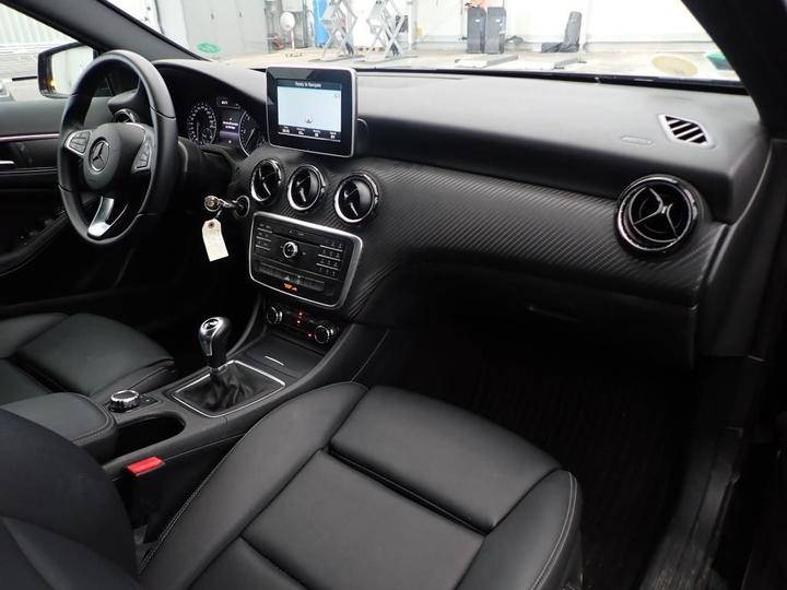 Photo 5 VIN: WDC1569121J280464 - MERCEDES-BENZ GLA 