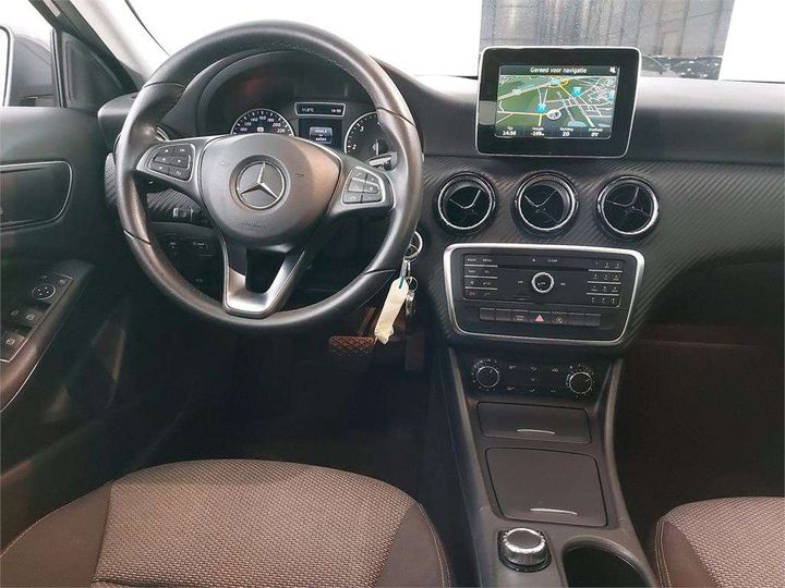 Photo 6 VIN: WDC1569121J316335 - MERCEDES-BENZ GLA 