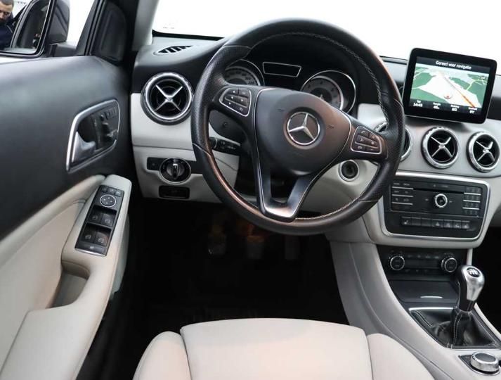 Photo 9 VIN: WDC1569121J335618 - MERCEDES-BENZ GLA &#3913 