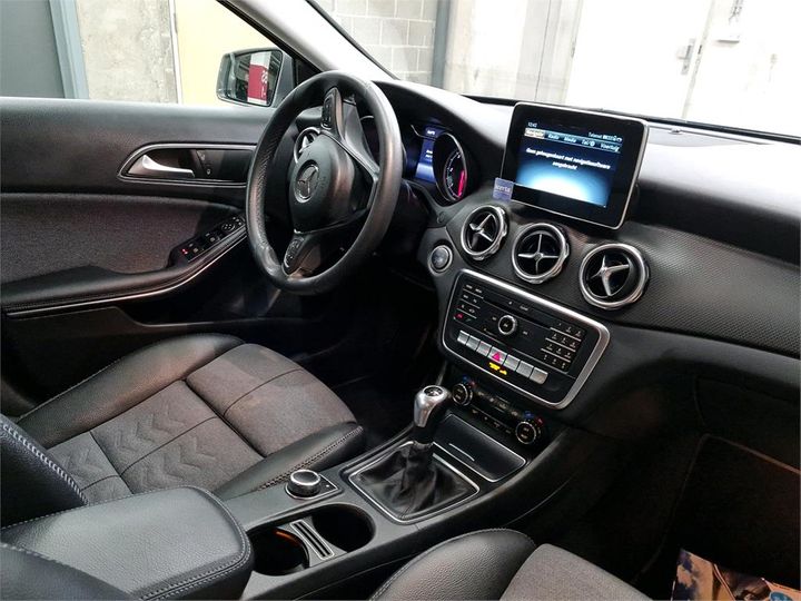 Photo 3 VIN: WDC1569121J389354 - MERCEDES-BENZ GLA 