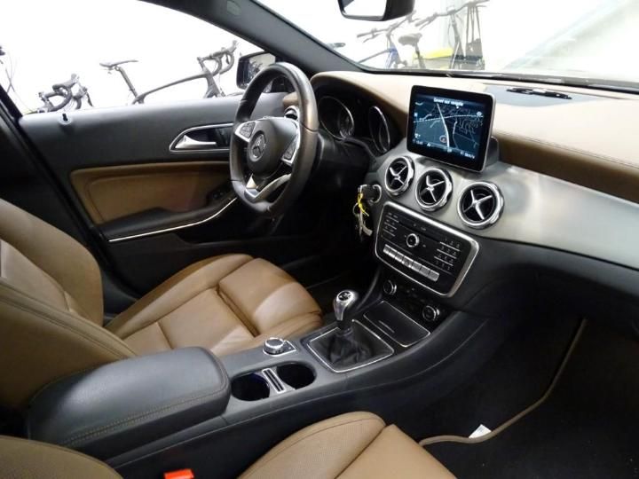 Photo 3 VIN: WDC1569121J405901 - MERCEDES-BENZ GLA 