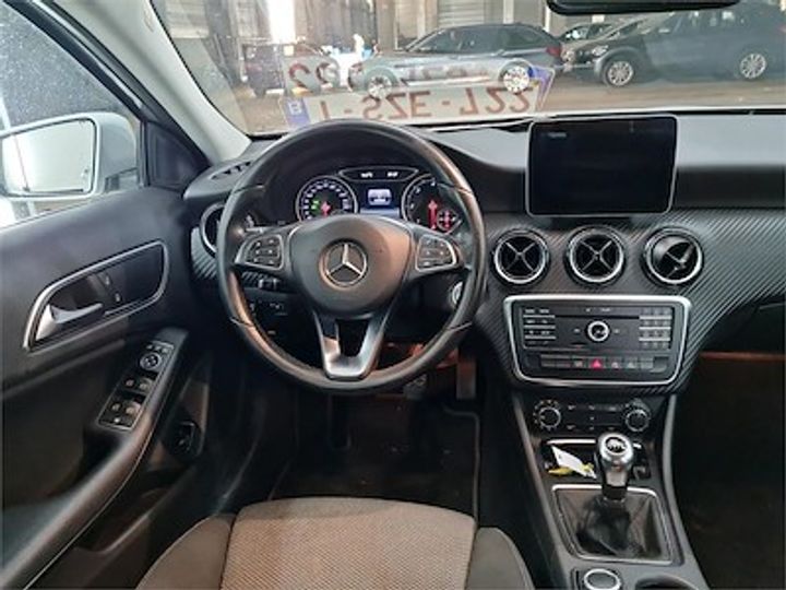 Photo 8 VIN: WDC1569121J408784 - MERCEDES-BENZ CLASSE GLA DIESEL (X156) - 2017 