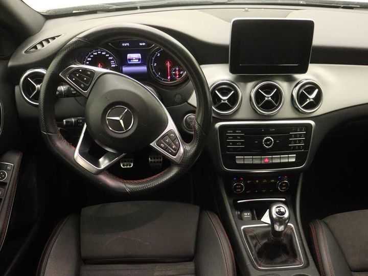 Photo 15 VIN: WDC1569121J408942 - MERCEDES-BENZ GLA-KLASSE 