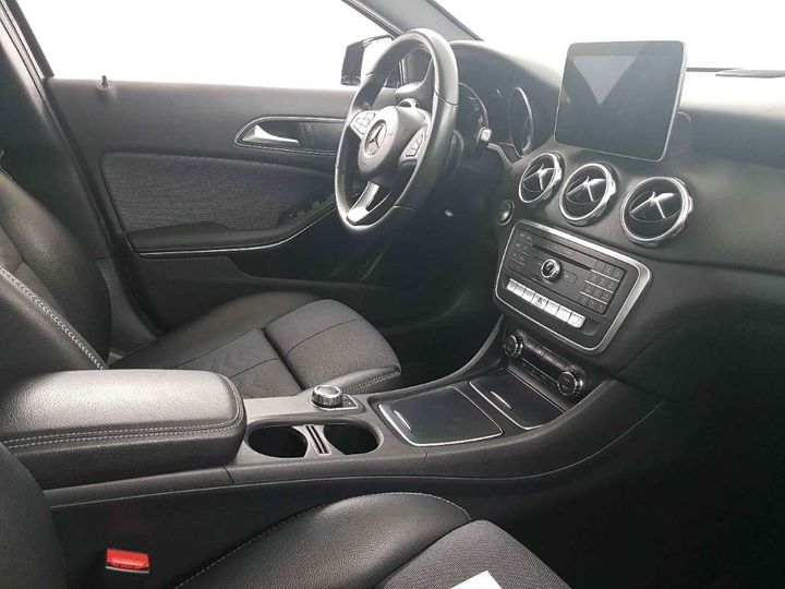 Photo 5 VIN: WDC1569121J414364 - MERCEDES-BENZ GLA 