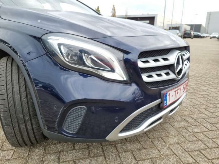 Photo 10 VIN: WDC1569121J452996 - MERCEDES-BENZ GLA 