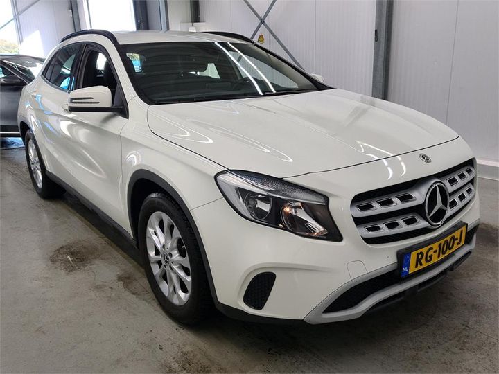 Photo 2 VIN: WDC1569421J464667 - MERCEDES-BENZ GLA 180 