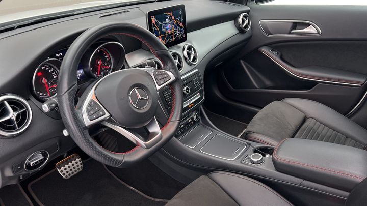 Photo 9 VIN: WDC1569421J615408 - MERCEDES-BENZ GLA 