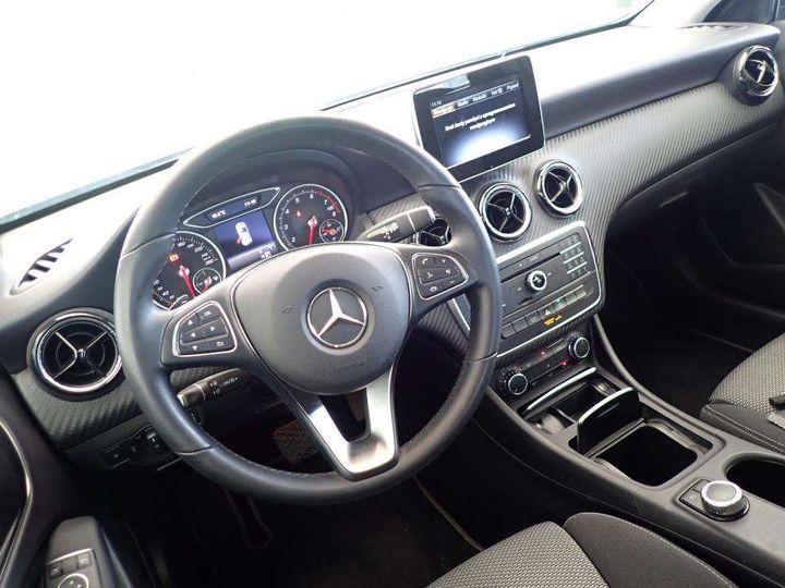 Photo 11 VIN: WDC1569421J651546 - MERCEDES-BENZ GLA 