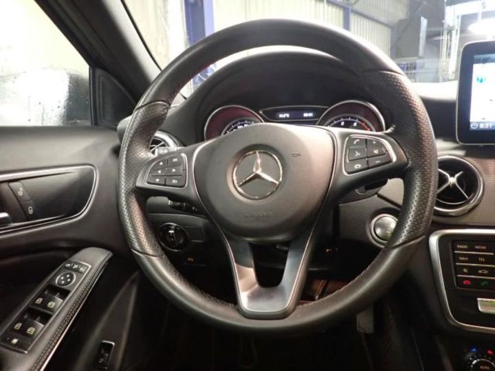 Photo 9 VIN: WDC1569431J529477 - MERCEDES-BENZ GLA 