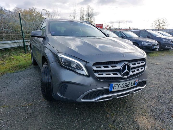 Photo 2 VIN: WDC1569431J534809 - MERCEDES-BENZ CLASSE GLA 