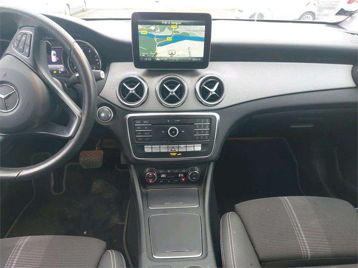 Photo 11 VIN: WDC1569431J544915 - MERCEDES-BENZ GLA 