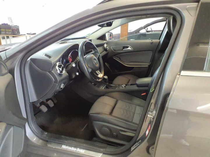 Photo 4 VIN: WDC1569431J573390 - MERCEDES-BENZ GLA 200 