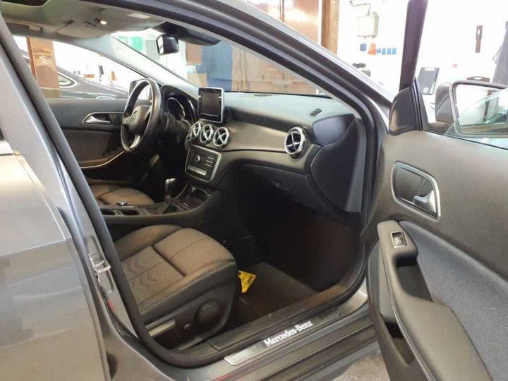 Photo 5 VIN: WDC1569431J573390 - MERCEDES-BENZ GLA 200 