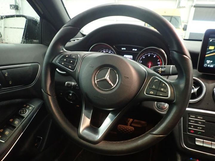 Photo 9 VIN: WDC1569461J416620 - MERCEDES-BENZ GLA 