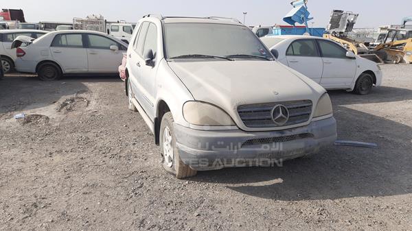 Photo 6 VIN: WDC1631541A035529 - MERCEDES-BENZ ML320 