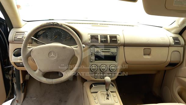 Photo 4 VIN: WDC1631751A349865 - MERCEDES-BENZ ML 500 