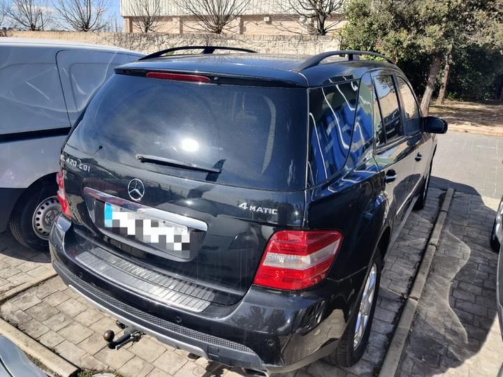 Photo 3 VIN: WDC1641281A420661 - MERCEDES-BENZ ML 