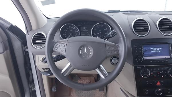 Photo 14 VIN: WDC1641751A022426 - MERCEDES-BENZ ML 500 