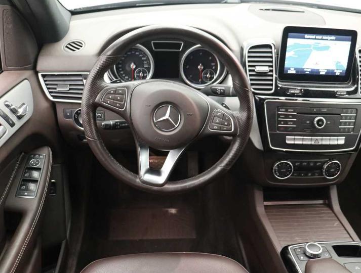 Photo 9 VIN: WDC1660061A862634 - MERCEDES-BENZ GLE-CLASS SUV 