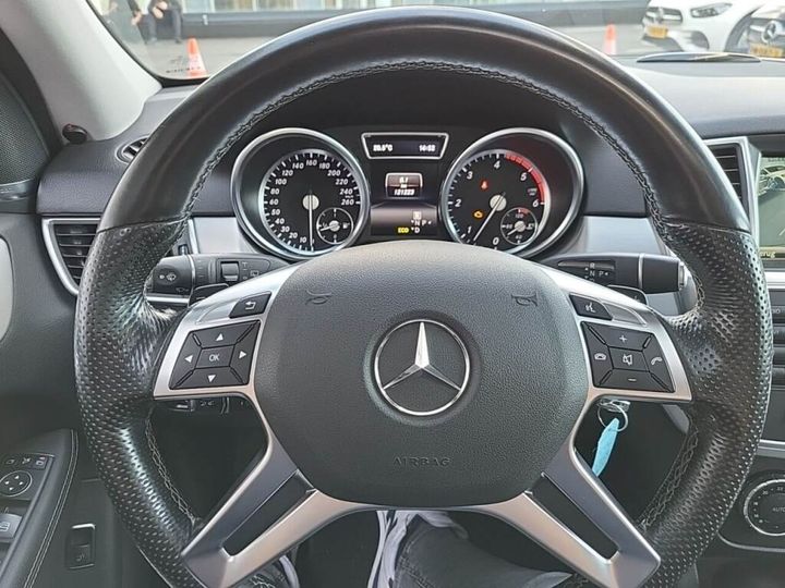 Photo 9 VIN: WDC1660241A505153 - MERCEDES-BENZ M-KLASSE 