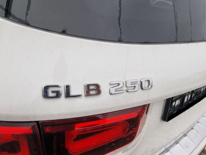 Photo 20 VIN: WDC2476471W000768 - MERCEDES-BENZ GLB-CLASS SUV 