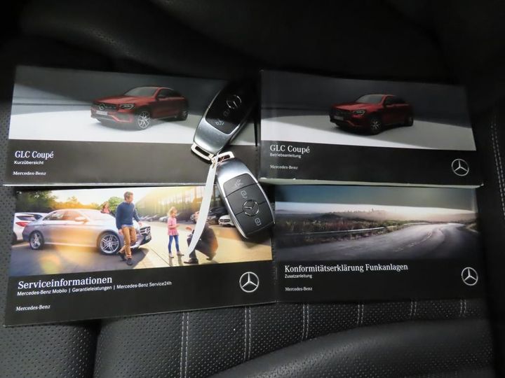 Photo 11 VIN: WDC2533151F745765 - MERCEDES-BENZ GLC 