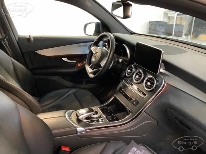 Photo 10 VIN: WDC2533251F628897 - MERCEDES-BENZ GLC-CLASS COUPE 