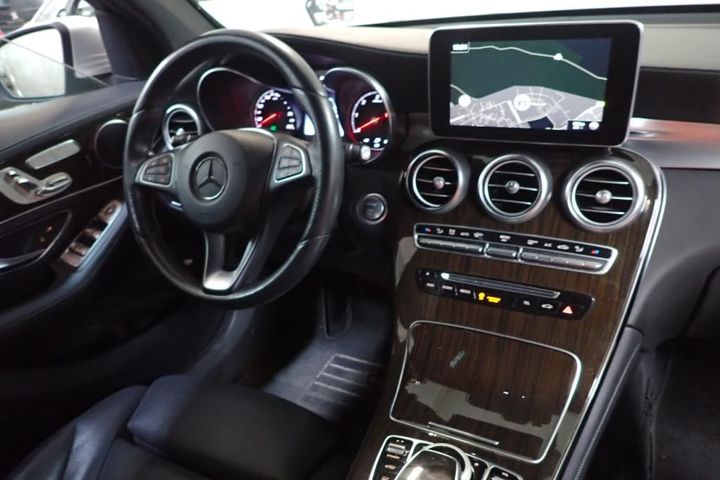 Photo 22 VIN: WDC2539051F076897 - MERCEDES-BENZ CLASSE GLC 