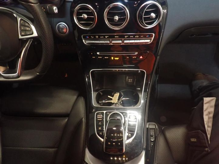 Photo 10 VIN: WDC2539051F132098 - MERCEDES-BENZ CLASSE GLC 