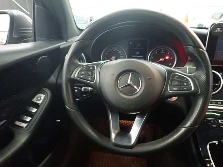 Photo 9 VIN: WDC2539051F242171 - MERCEDES-BENZ CLASSE GLC 