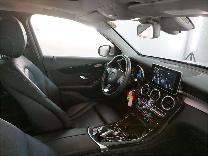 Photo 3 VIN: WDC2539051F259319 - MERCEDES-BENZ GLC 