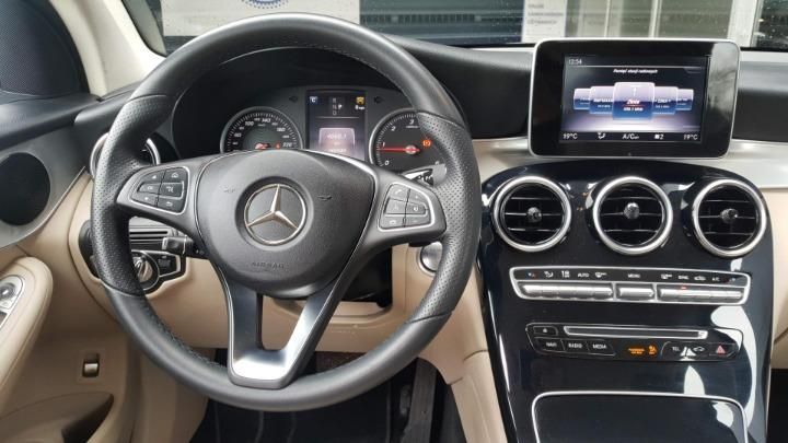 Photo 13 VIN: WDC2539051F331238 - MERCEDES-BENZ GLC-CLASS SUV 