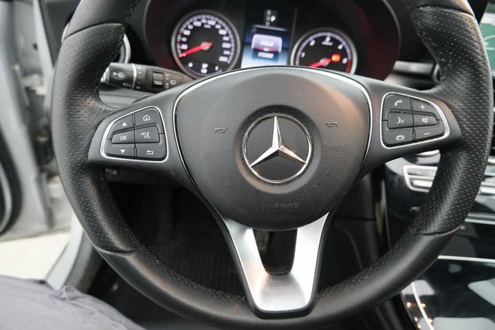 Photo 17 VIN: WDC2539051F333996 - MERCEDES-BENZ GLC 