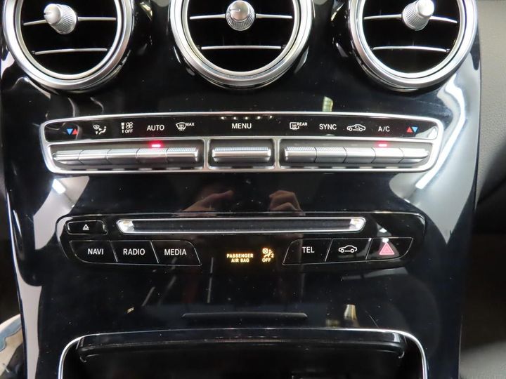 Photo 3 VIN: WDC2539051F411067 - MERCEDES-BENZ GLC 